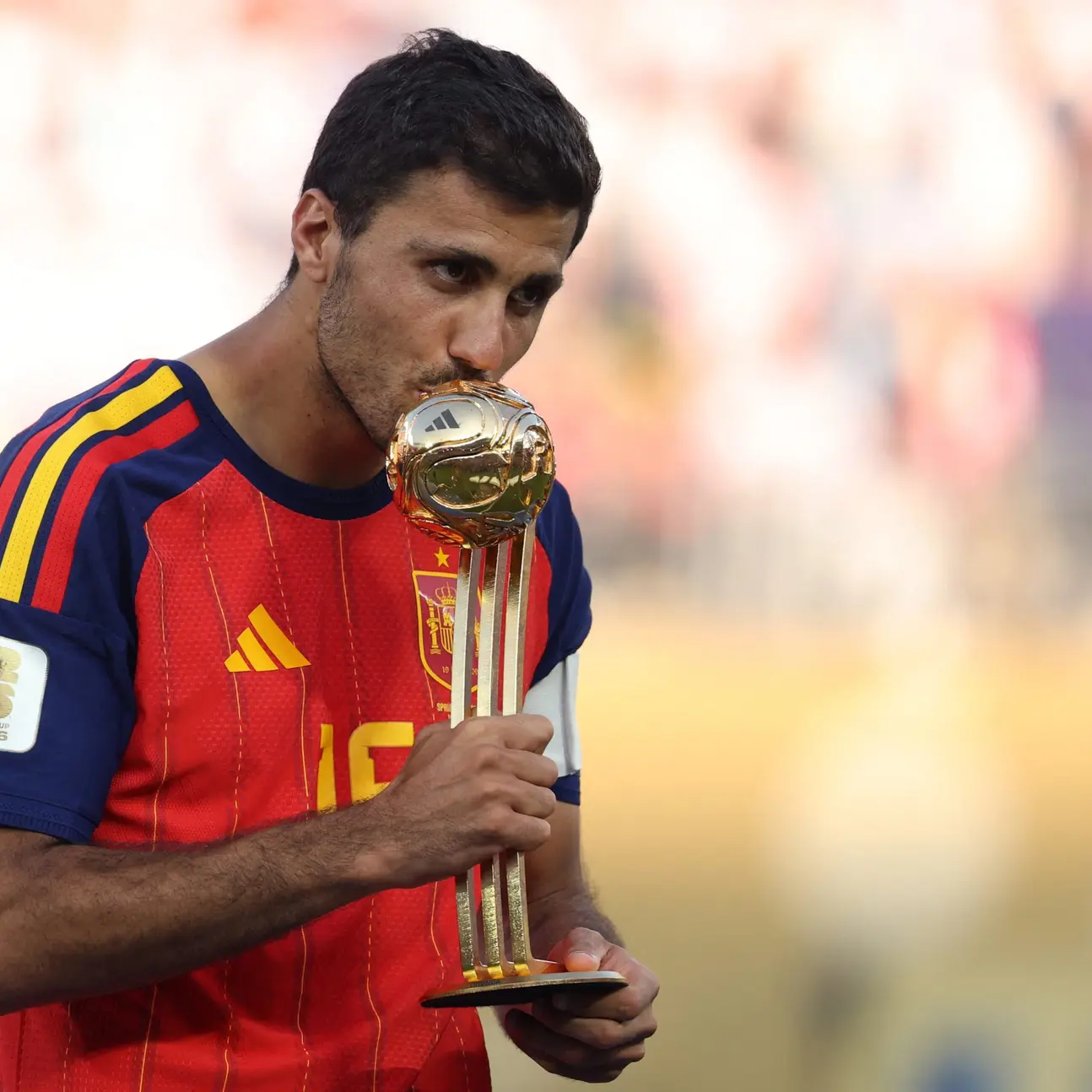 	Golden Ball	