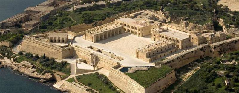 1723, September 14 - 1755 Fort Manoel