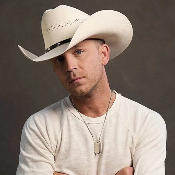 Justin Moore