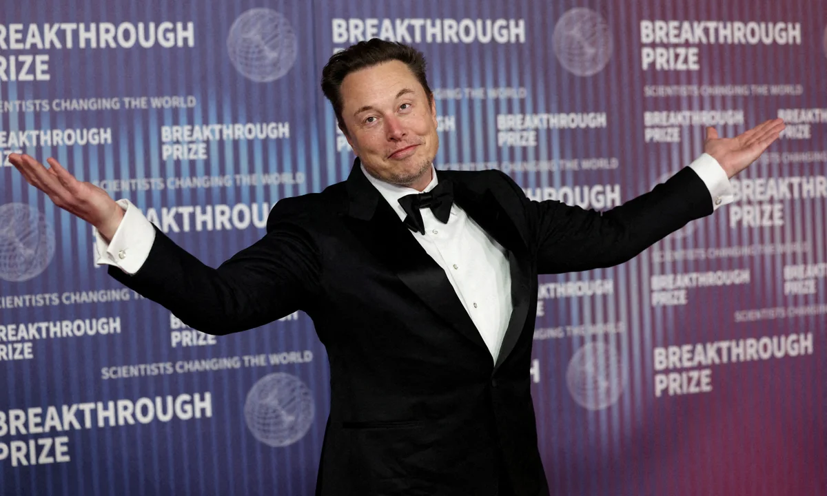 	Elon Musk has become the world's first trillionaire	