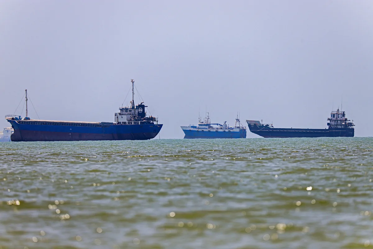 	International Maritime Organization (IMO), says it has begun a major operation to evacuate more than 11,000 sailors stranded aboard hundreds of vessels in and around the Strait of Hormuz	