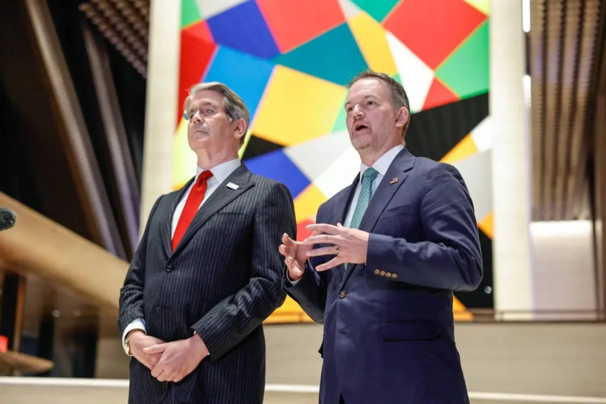 	Washington and Beijing Discuss AI Crisis Alerts Ahead of Leaders’ Summit	