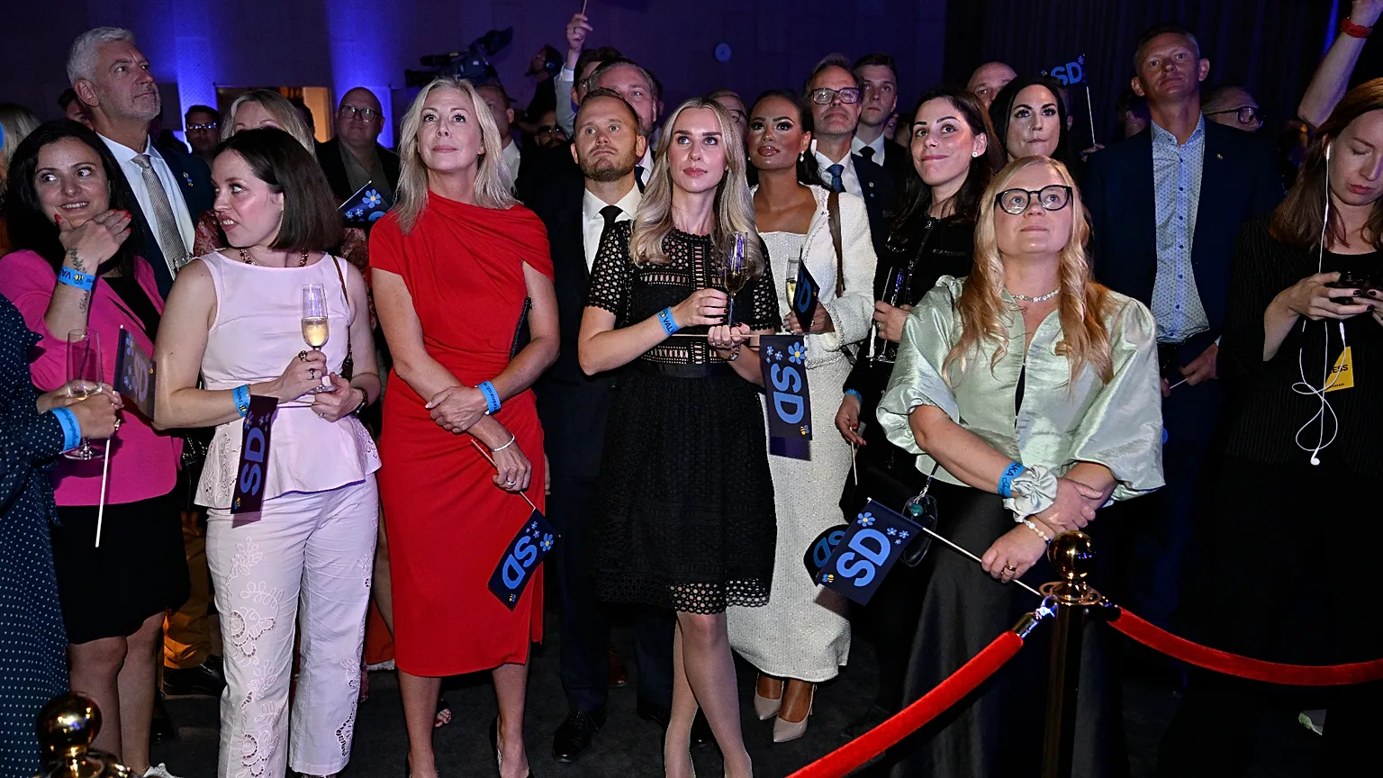 	Sweden Faces Coalition Talks After Narrow Election Result	