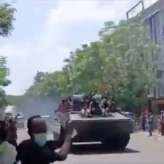	Ethiopian Forces Retake Tigray Airport as Fighting Intensifies	