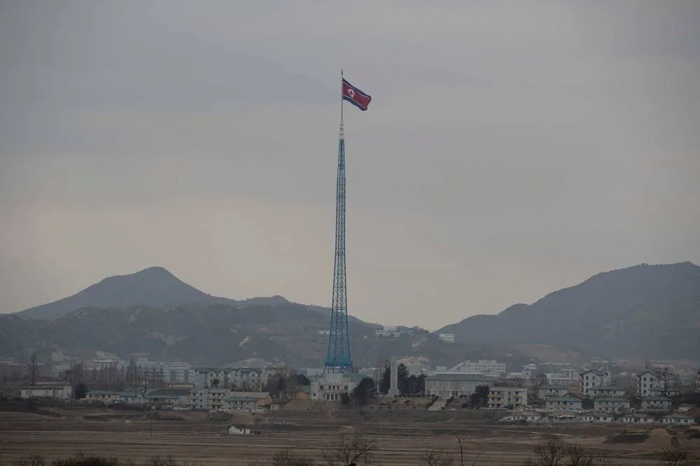 	North Korea Threatens Retaliation Over DMZ Landmine Dispute	