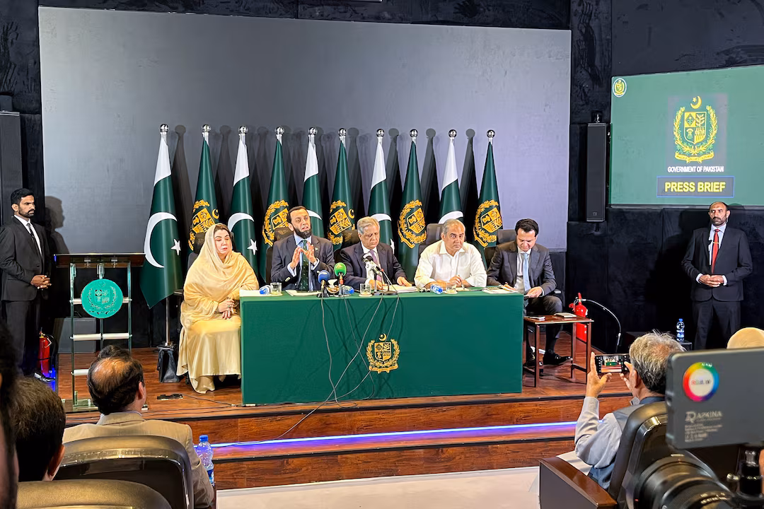	Pakistan Declares Emergency and Suspends Imran Khan's Party-Led Provincial Government	