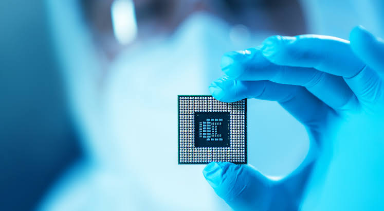 	Strong demand for AI chips lifts European markets as ASML raises its outlook	
